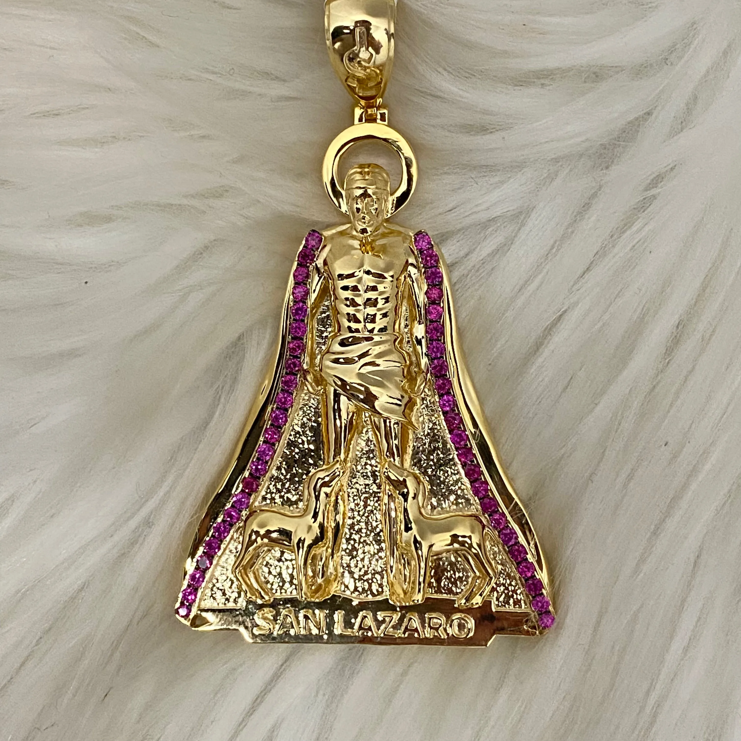10K Yellow Gold San Lazaro Pendant / 4.08 Ruby / 36.4gr / 3in