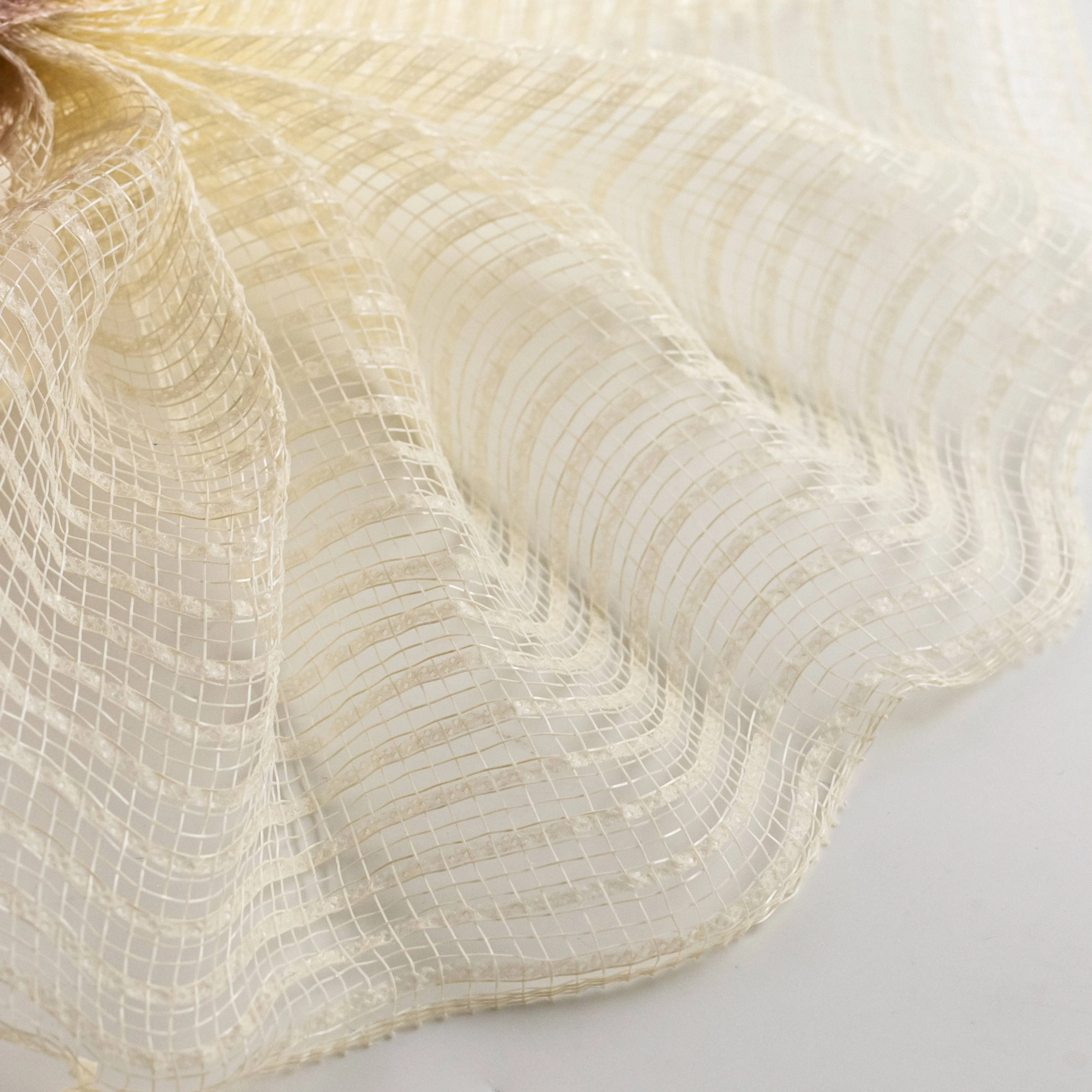 10" Breeze Mesh: Ivory