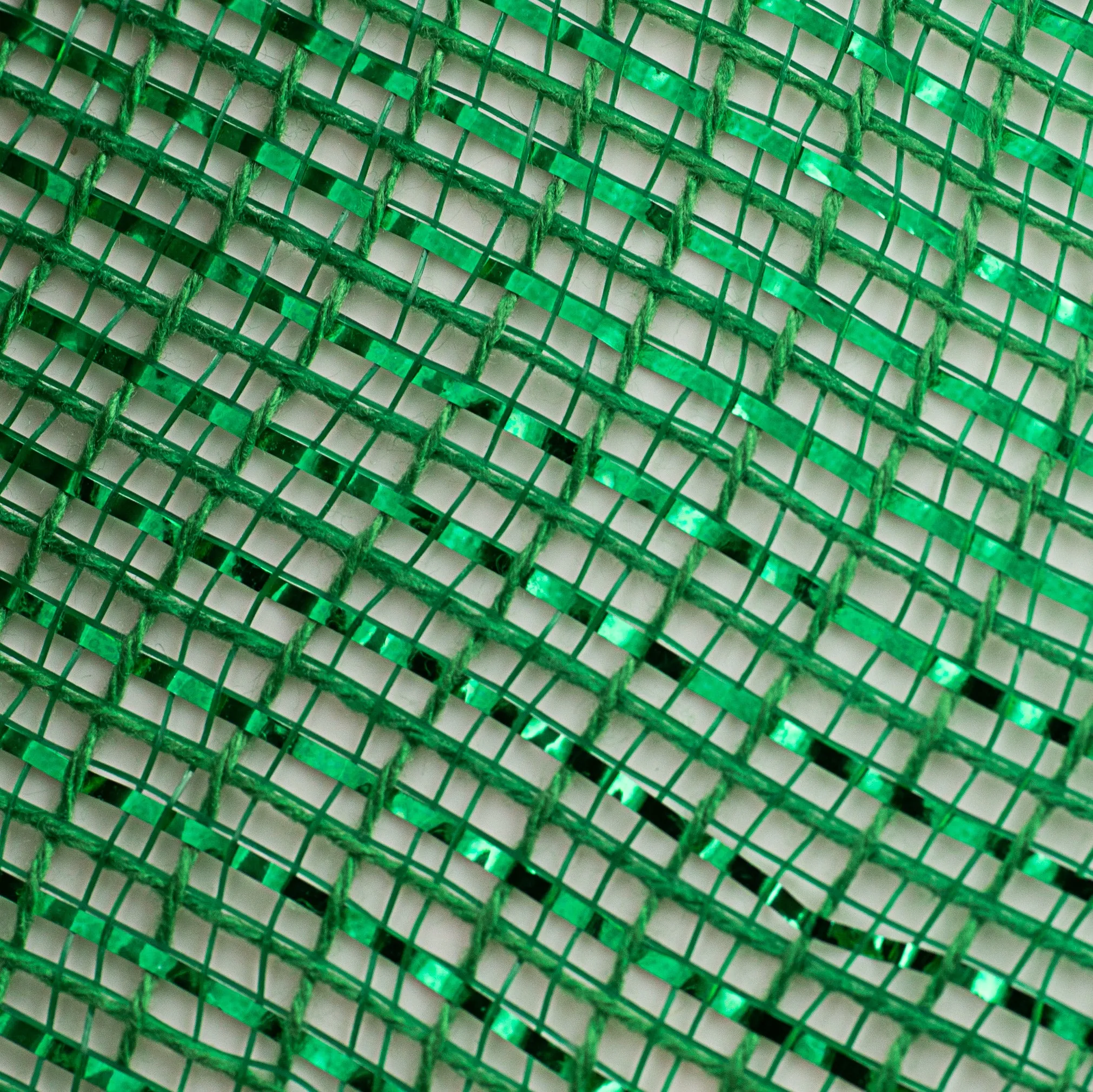 10" Fabric Mesh: Metallic Emerald