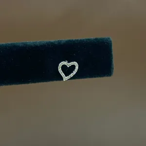 14K White Gold Diamond Heart Stud Earrings 0.12Ct Dia / 0.8gr
