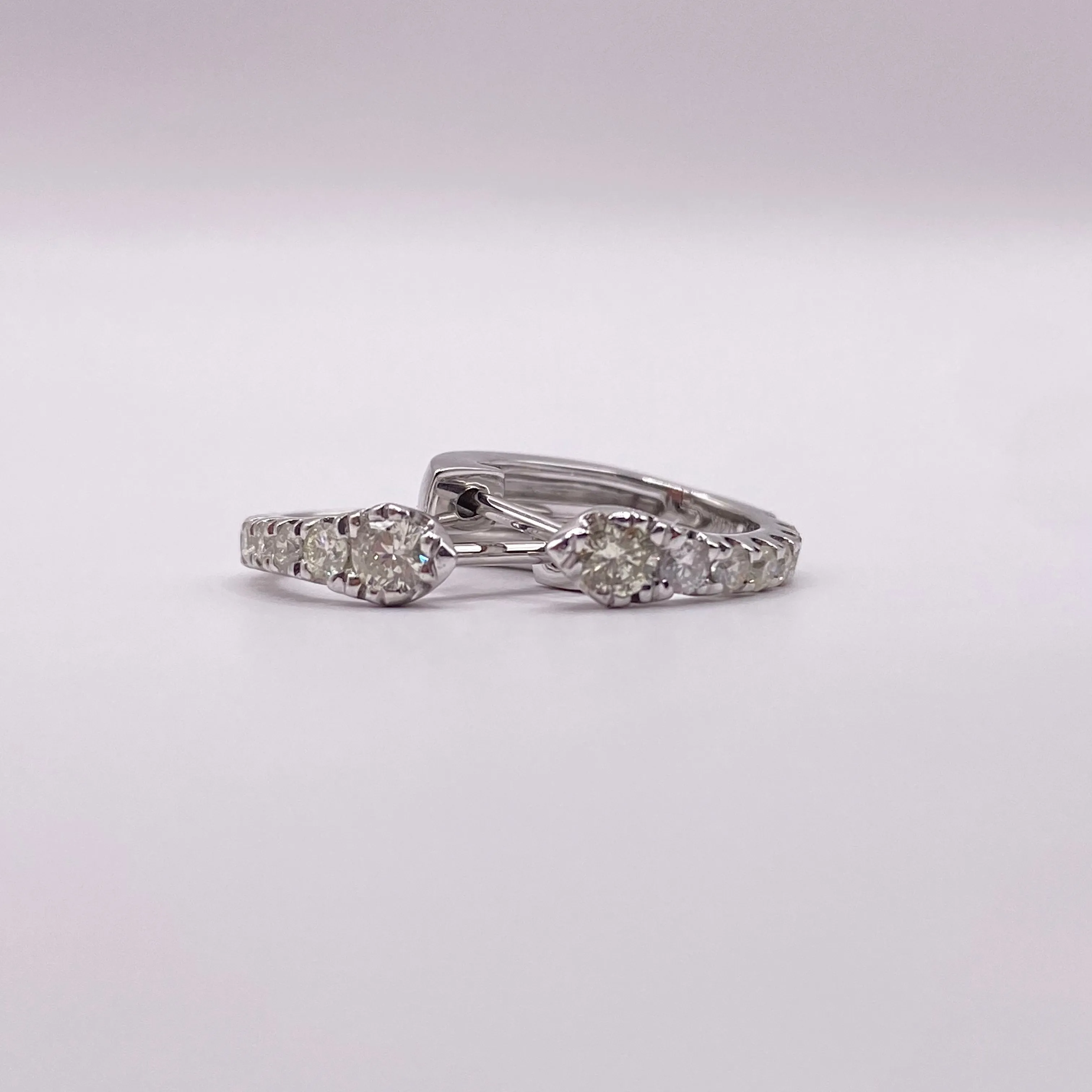 14K White Gold Diamond Luxury Hoop Earrings 0.54Ct / 2.6gr