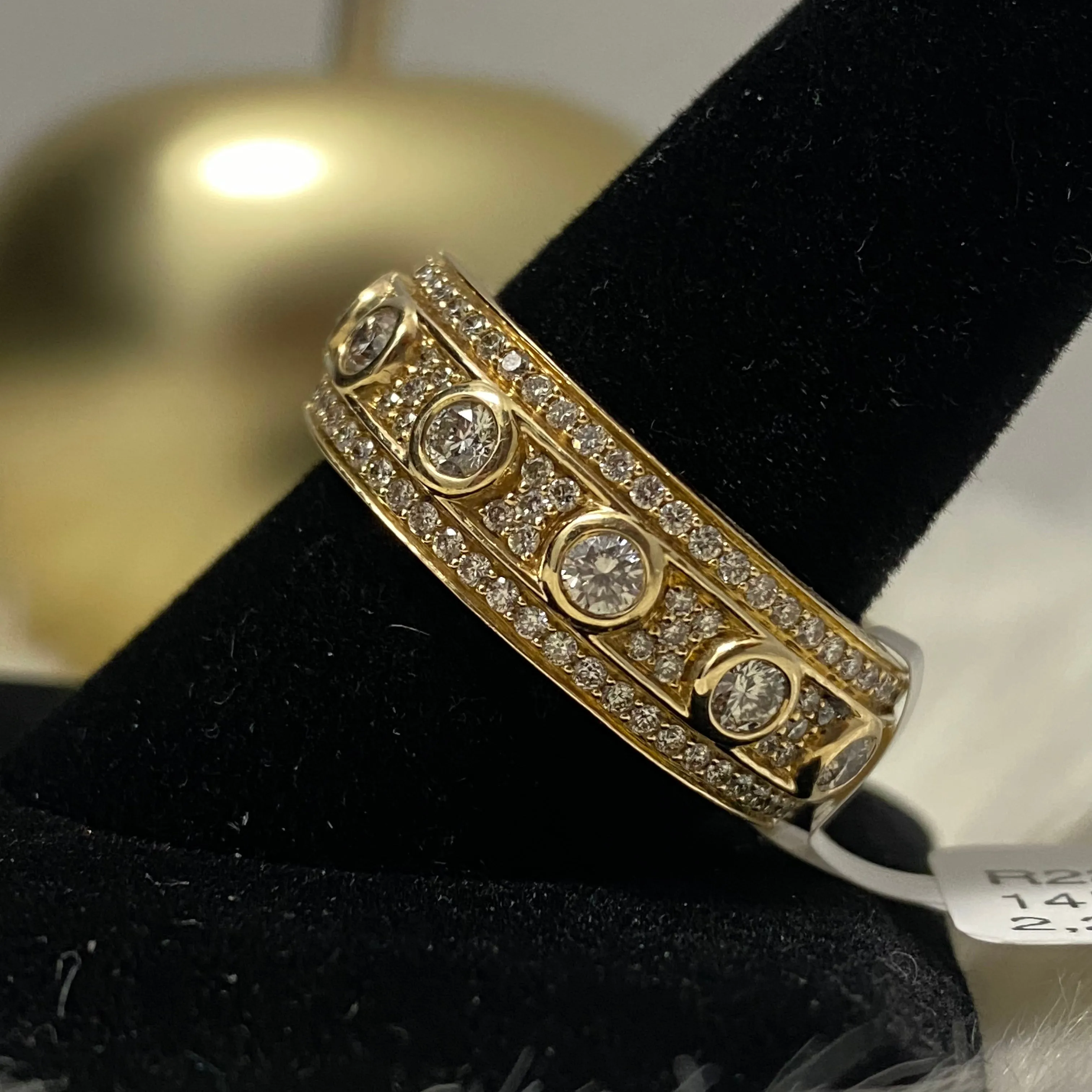 14K Yellow Gold Diamond Infinity Ring 2.24Ct Dia / 8.6gr / Size 10.5