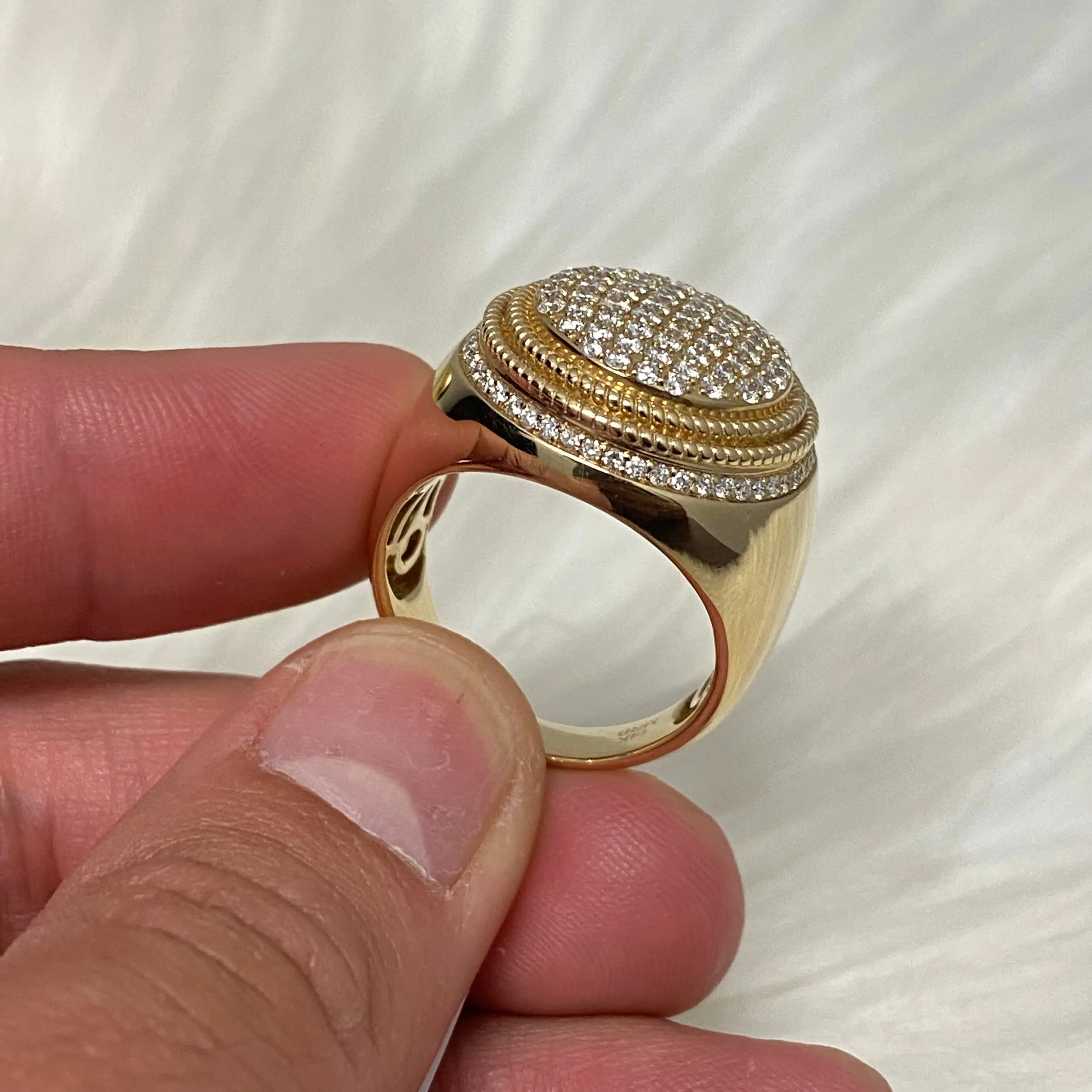 14K Yellow Gold Diamond Round Fashion Ring 1.6Ct Dia / 16gr / Size 10