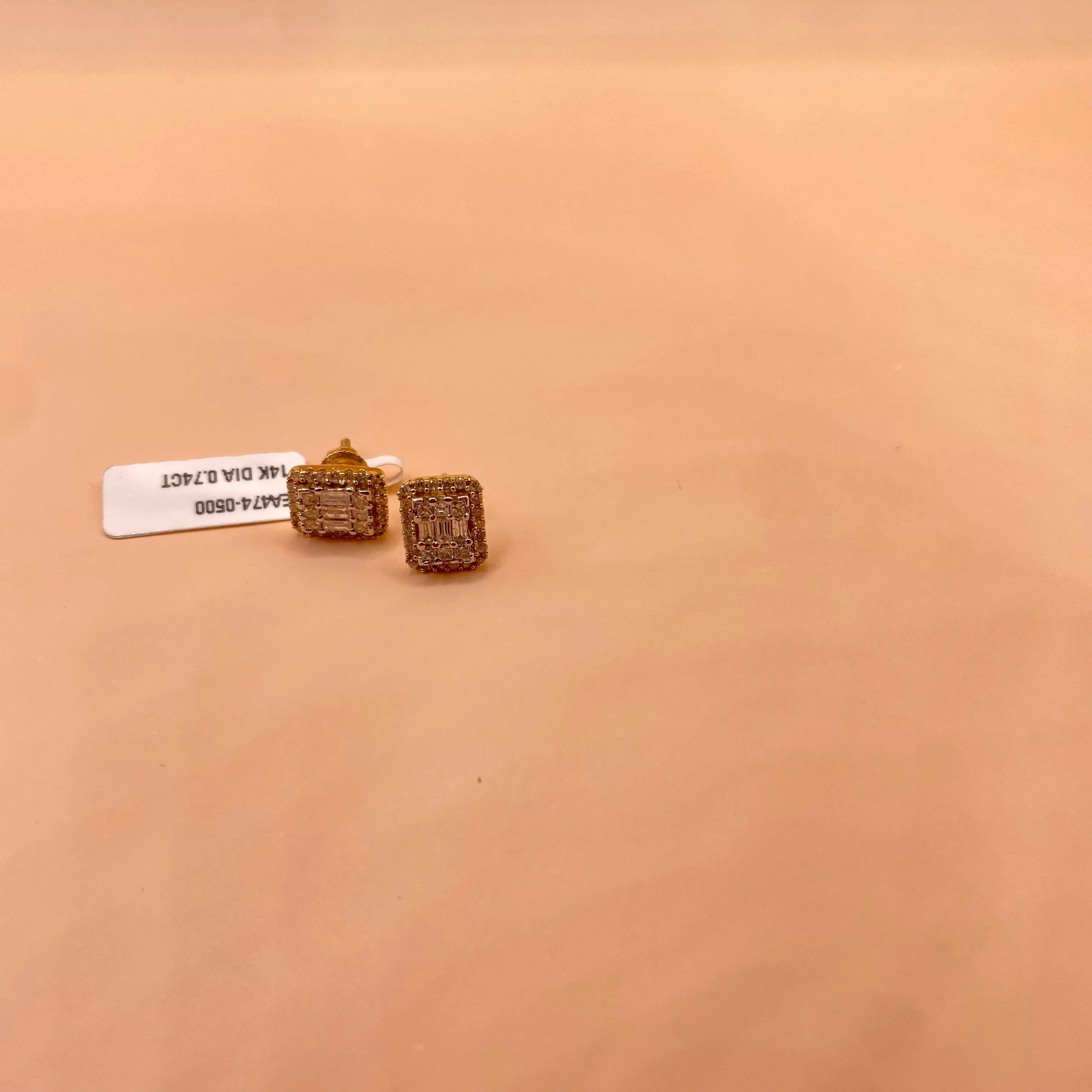 14K Yellow Gold Square Diamond Stud Earrings 0.74Ct / 2.1gr