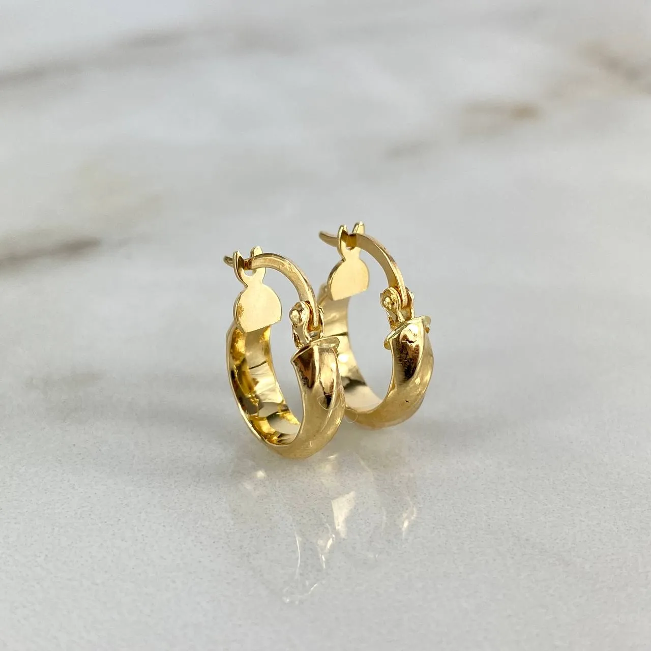 18K Yellow Gold Nia Diamond Hoop Earrings 1.4gr / 0.47in