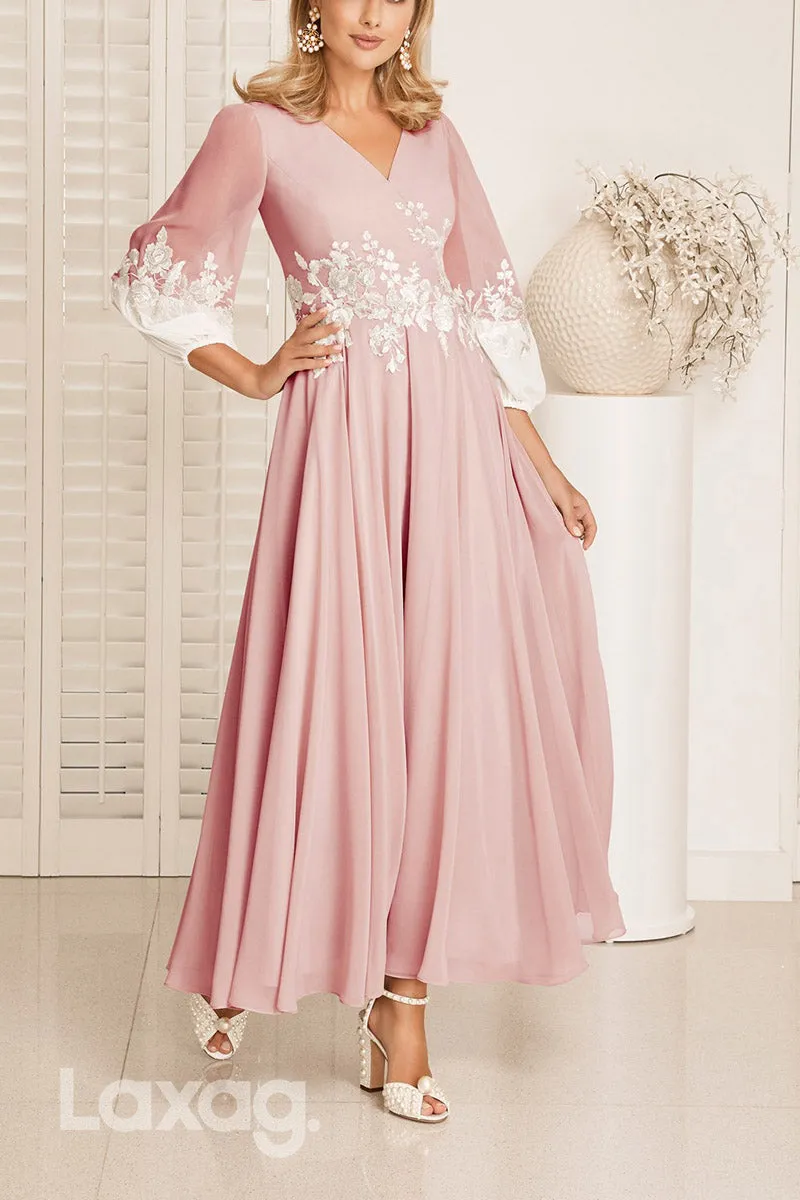 22840 - A-Line V-Neck Quarter Sleeves Appliques Elegant Mother of the Bride Dress