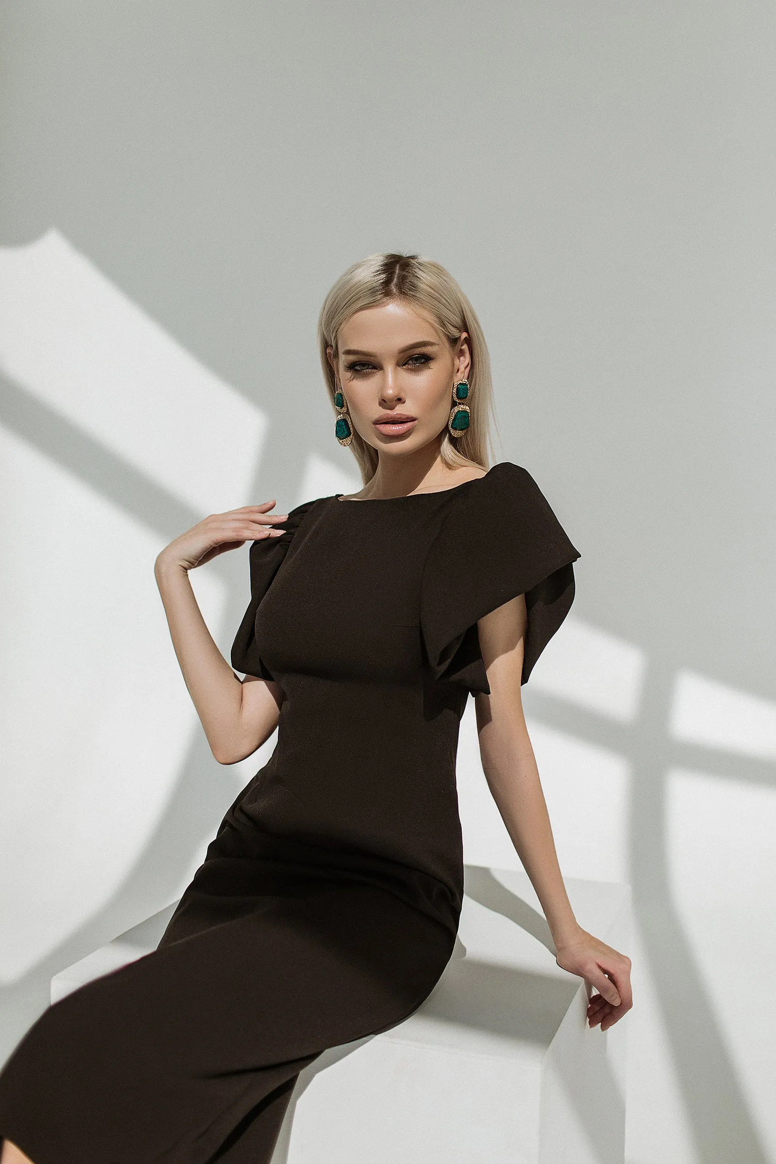 Alexa Puff Sleeve Midi Dress