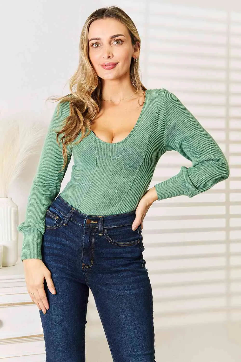 Basic Green Scoop Neck Long Sleeve Top