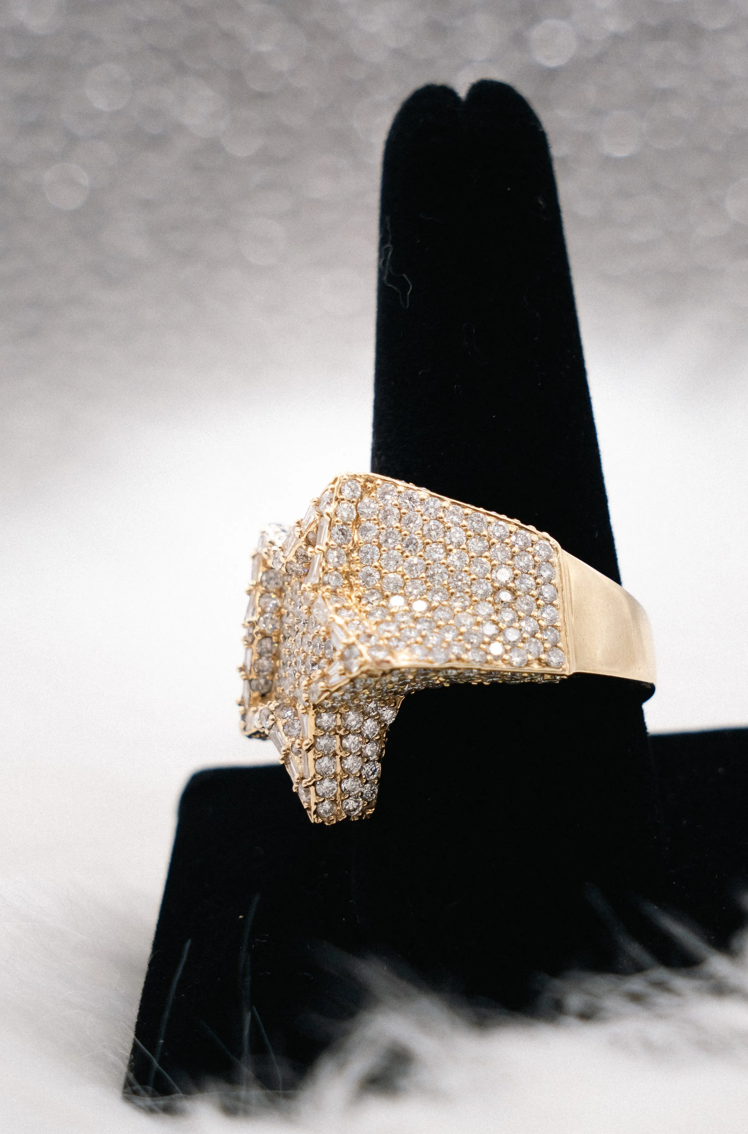 Big Star Ring 14K Yellow Gold With Diamonds Baguette / 17.7gr / Size 10