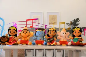 Mini Bundle (7") Mantra Singing Plush Toys