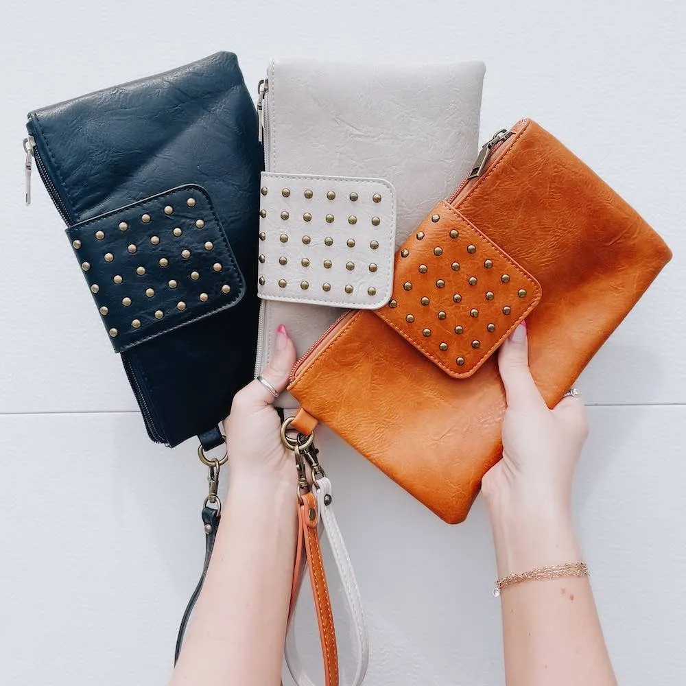 Riviera Maya Rivet Clutch - Black