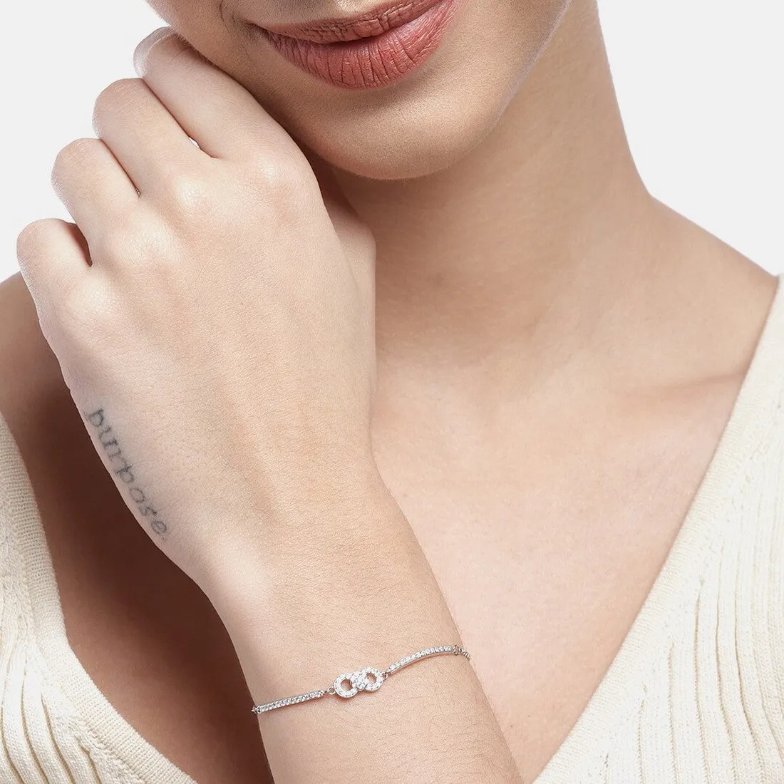 Sleek Infinity 925 Silver Bracelet