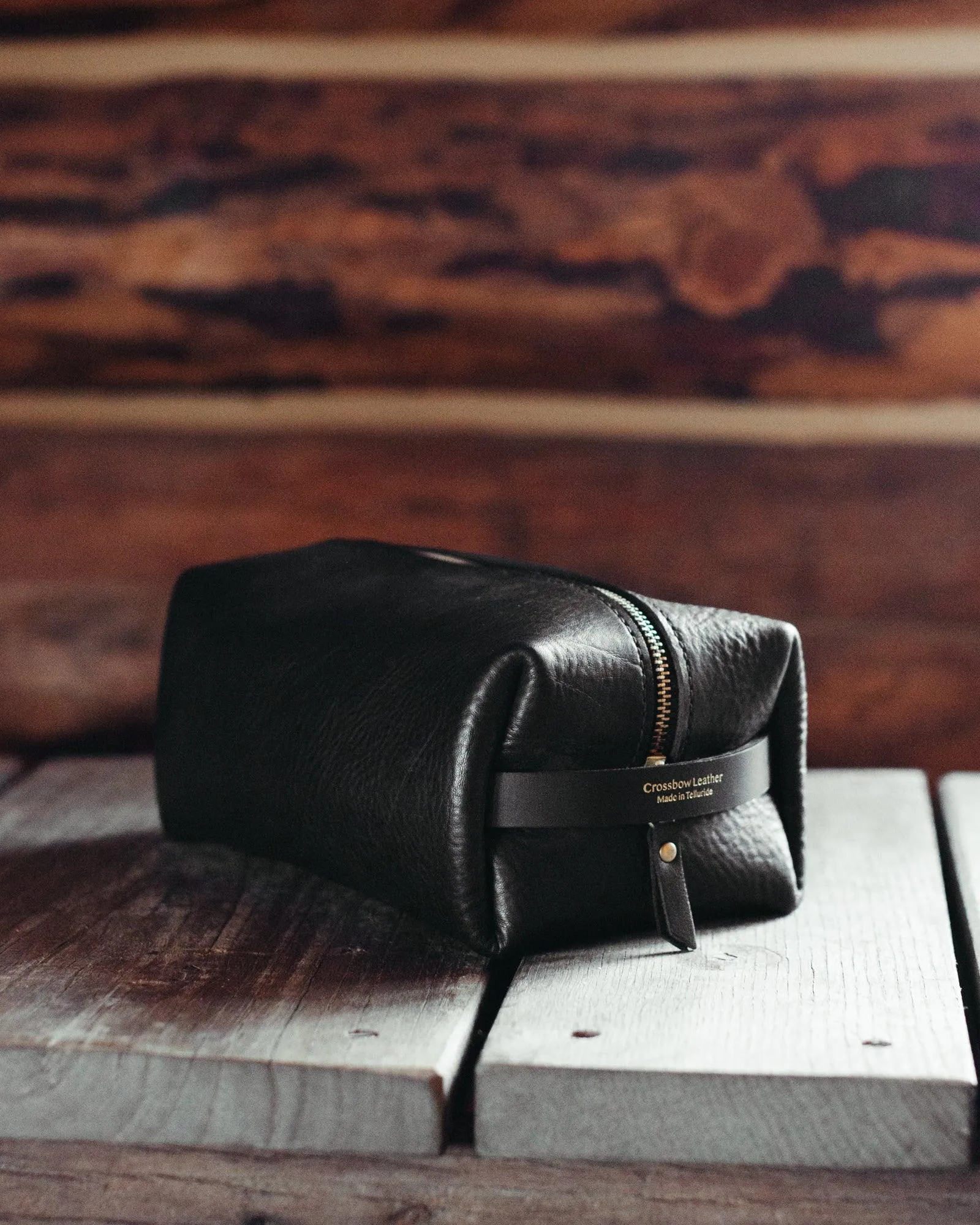 TOILETRY KIT