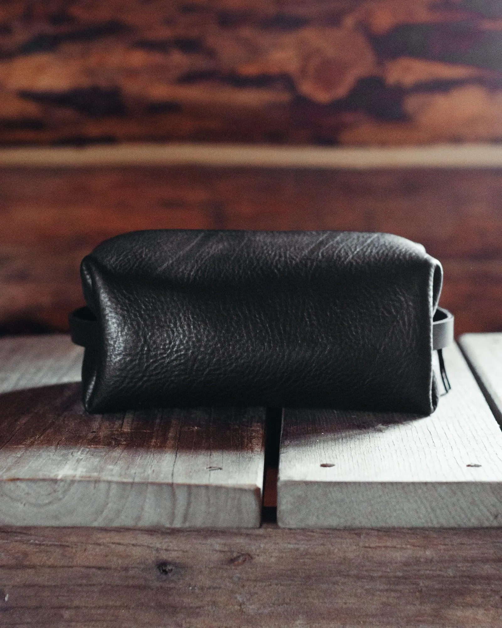 TOILETRY KIT