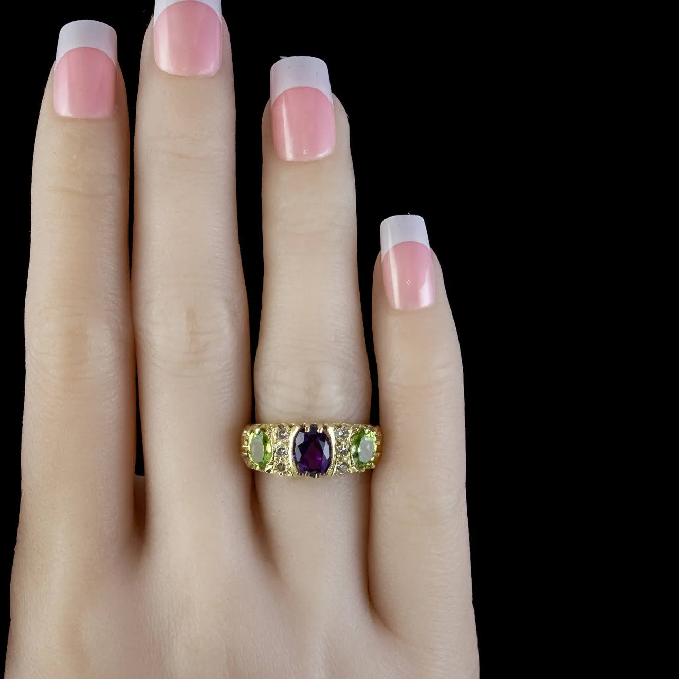 Vintage Suffragette Ring Amethyst Peridot Diamond 18ct Gold Dated 1963