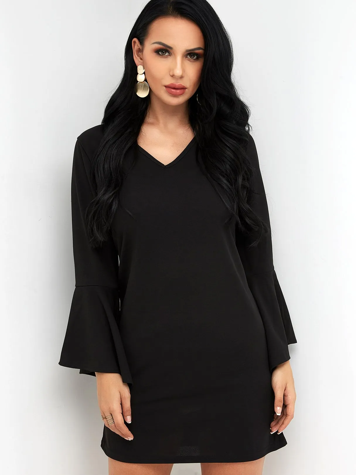 Wholesale Black V-Neck Long Sleeve Plain Mini Dress