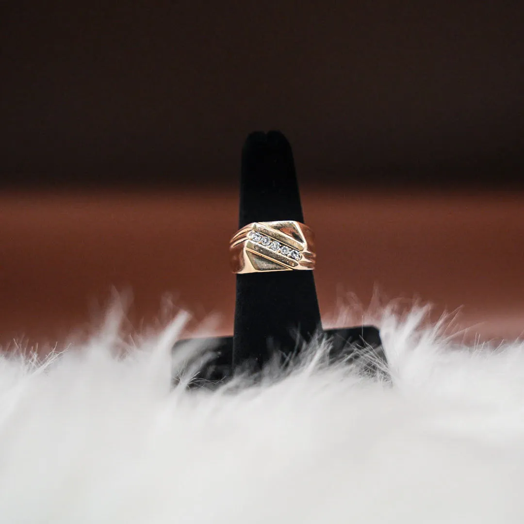 Women Ring 14K Yellow Gold With Diamonds / 4.7gr / Size 8.5