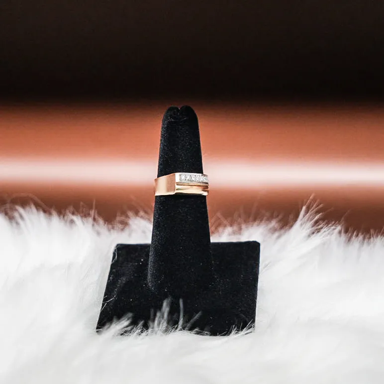 Women Ring 18K Yellow - White Gold With Diamonds / 6.3gr / Size 6.5